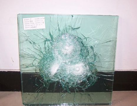 點(diǎn)擊查看詳細(xì)信息<br>標(biāo)題：防彈玻璃 閱讀次數(shù)：3812